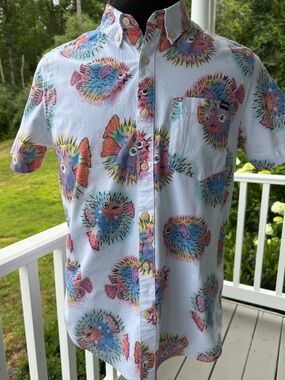 Chubbies Pufferfish Button Down Shirt Mens Medium Novelty Fish Tropical